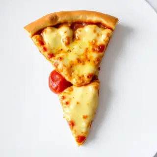 The Cheesy Crust Classic